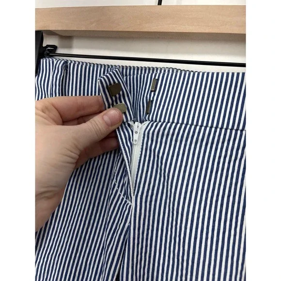 Loft Marissa Seer Sucker Pinstripe pants (size 0) - Picture 4 of 10